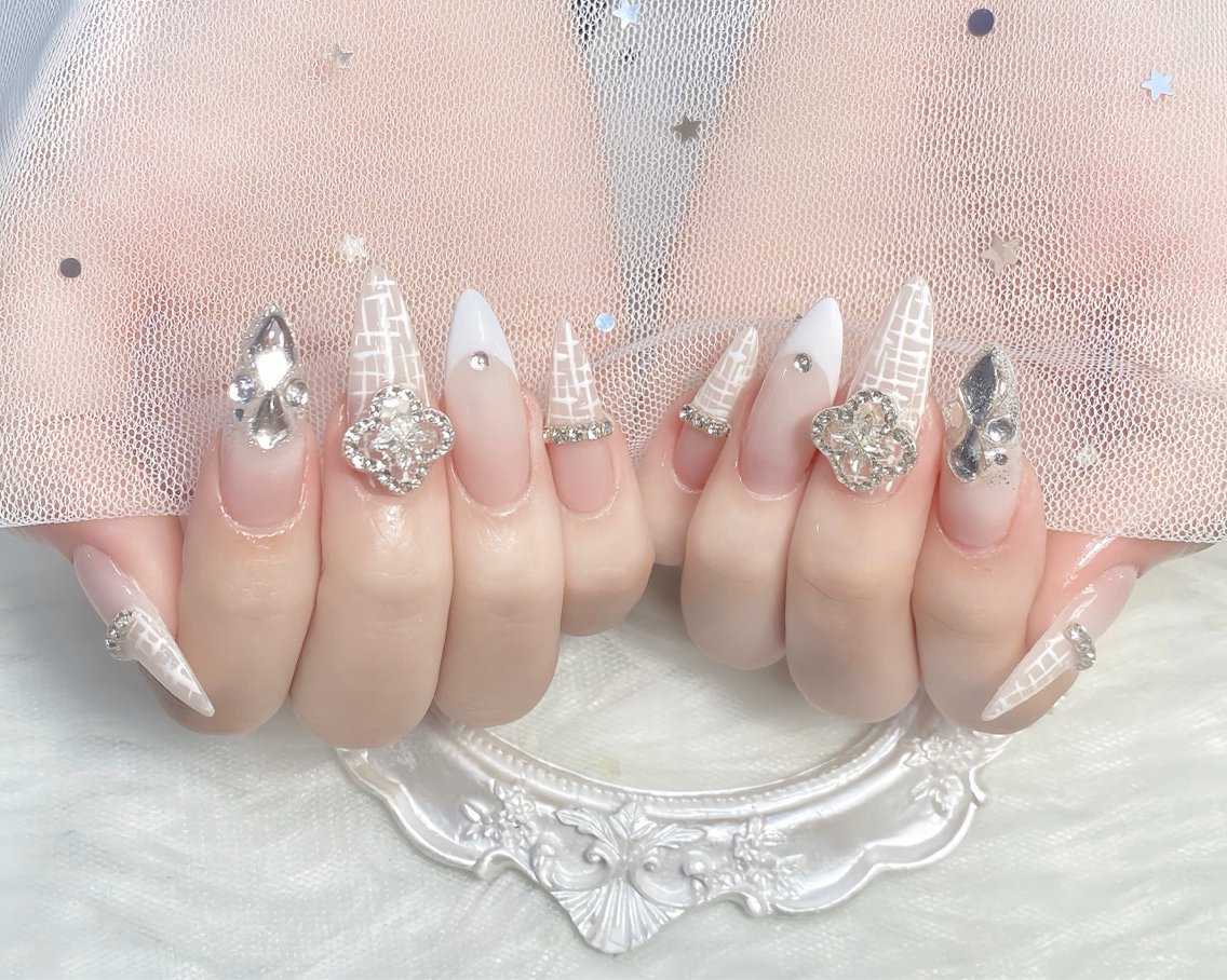 ネイル Rin Hana Nailのネイルデザイン