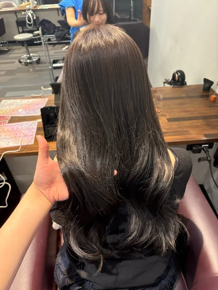 ロング 山西 真奈のヘアスタイル