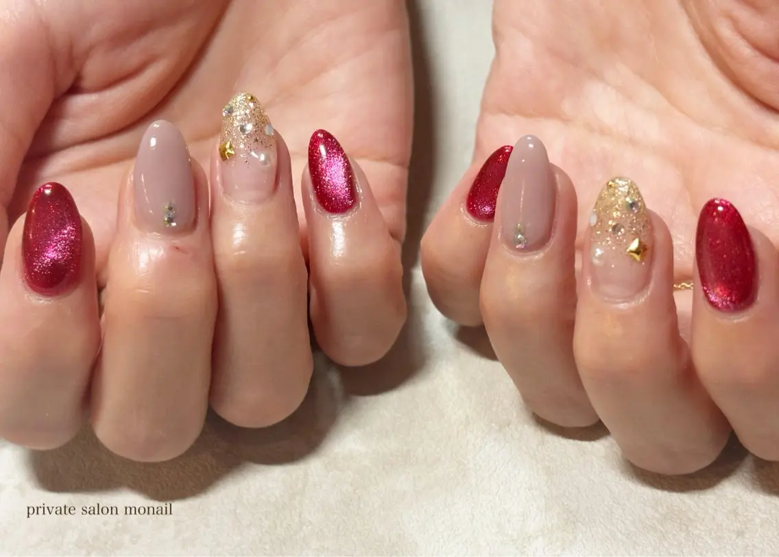 ネイル マグネットネイル 赤色 ハンドネイル nail salon monailのネイルデザイン