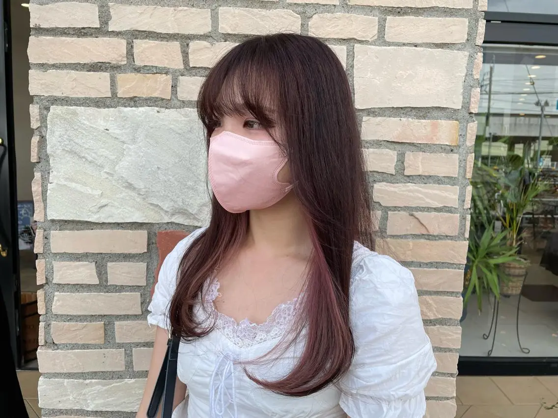 ミディアム カラー イヤリングカラー ピンクカラー ヘアカラー 高月 瞭のヘアスタイル