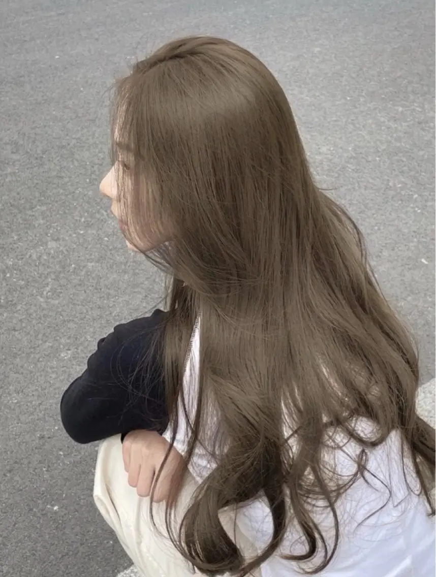 ロング カラー ブリーチ ダブルカラー ハイトーンカラー イルミナカラー ブリーチなしカラー 表参道/透明感カラー 韓国ヘア長田雄希のヘアスタイル