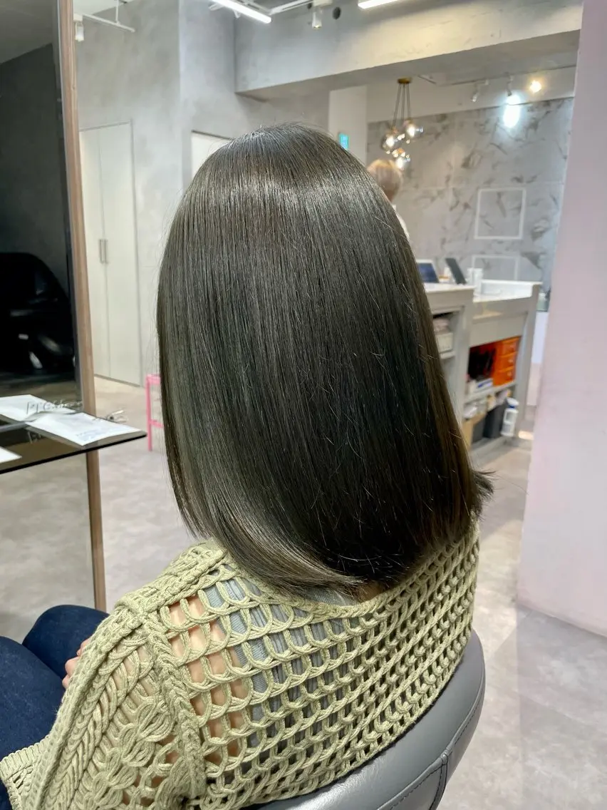 ミディアム カット ヘアカラー トリートメント HIROKI /艶カラー/カットのヘアスタイル