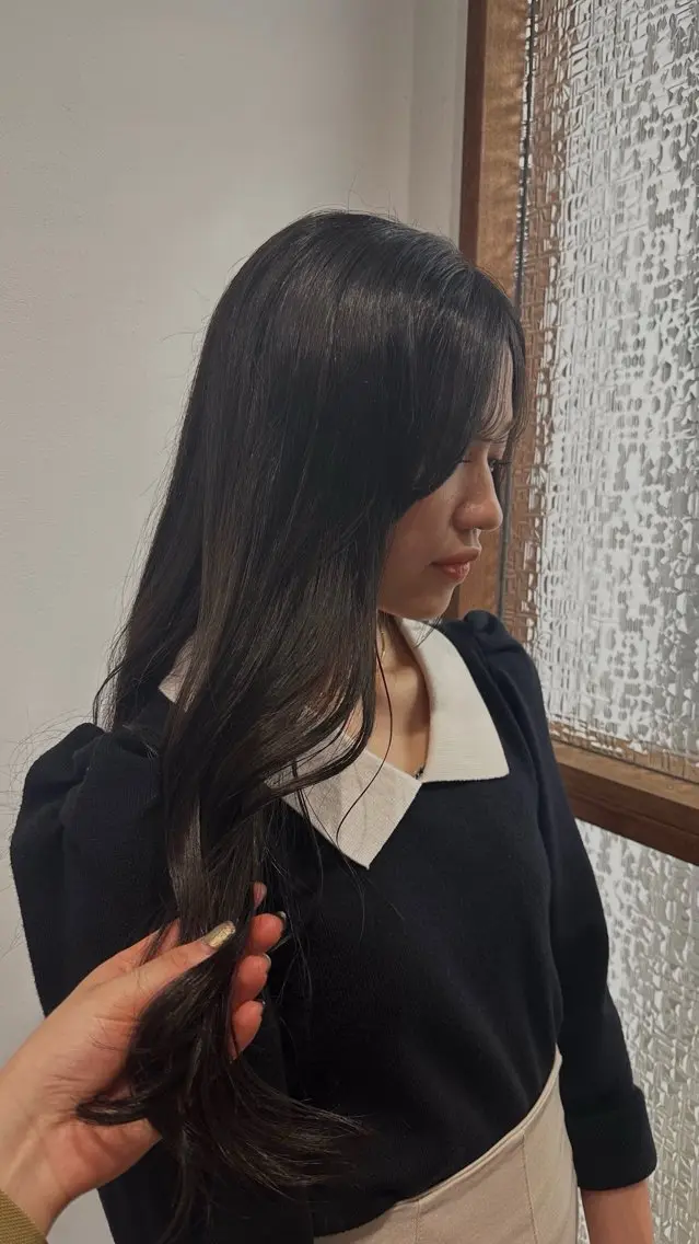 カラー ダークグレー ダークグレージュ グレージュ Reina 札幌美容師のヘアスタイル