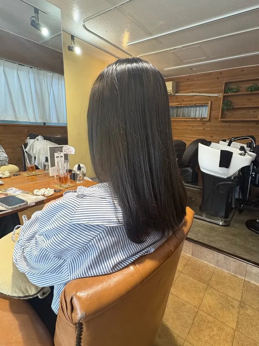 セミロング ヘアカラー トリートメント MOMOKA 🦋 NICCOLO/西新のヘアスタイル