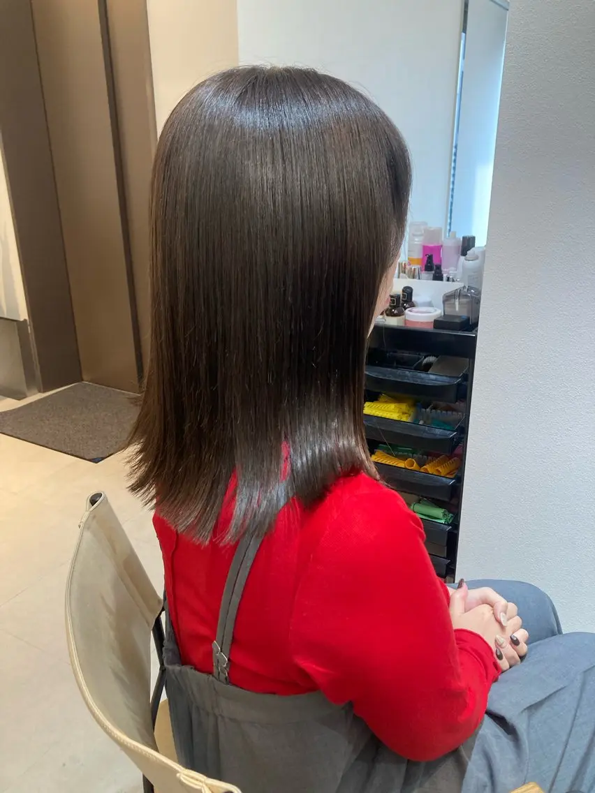 ミディアム カット ヘアカラー トリートメント ✨色持ちの良い艶 カラー✨蟹江真世のヘアスタイル