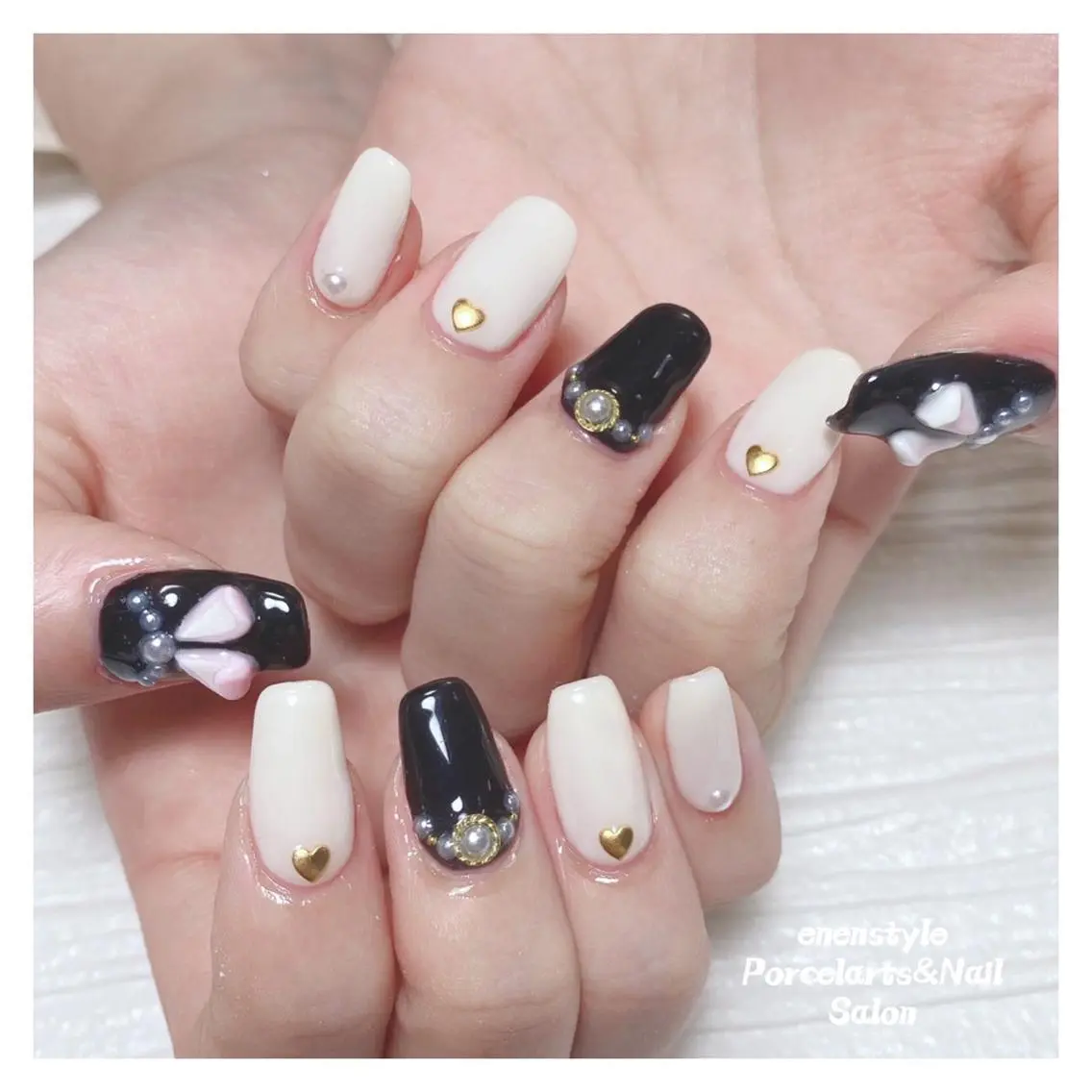 ミディアム アイブロウ ハンドネイル 🐾enen style 🐾のネイルデザイン
