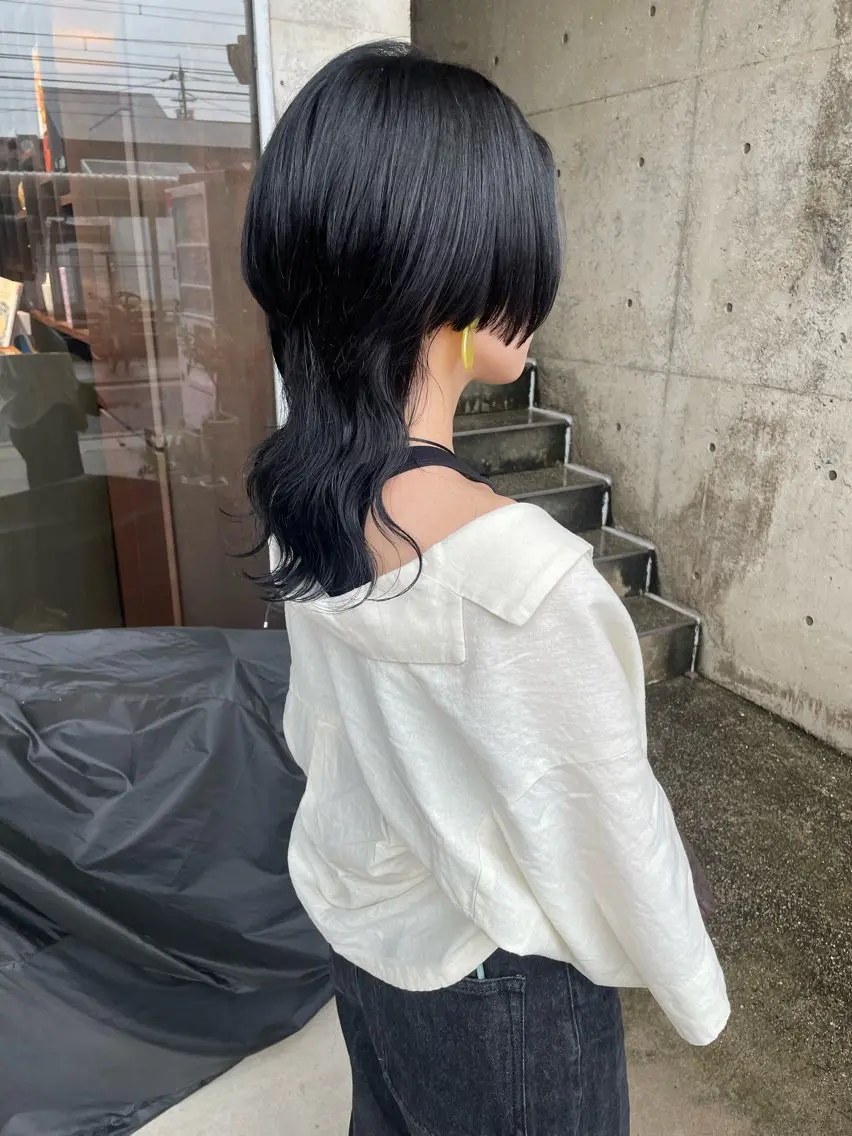 ミディアム カット 日高 香織のヘアスタイル