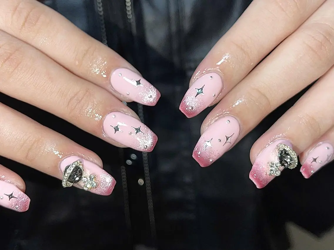 ネイル ハンドネイル na🎀🎀na ちゅるちゅるのネイルデザイン