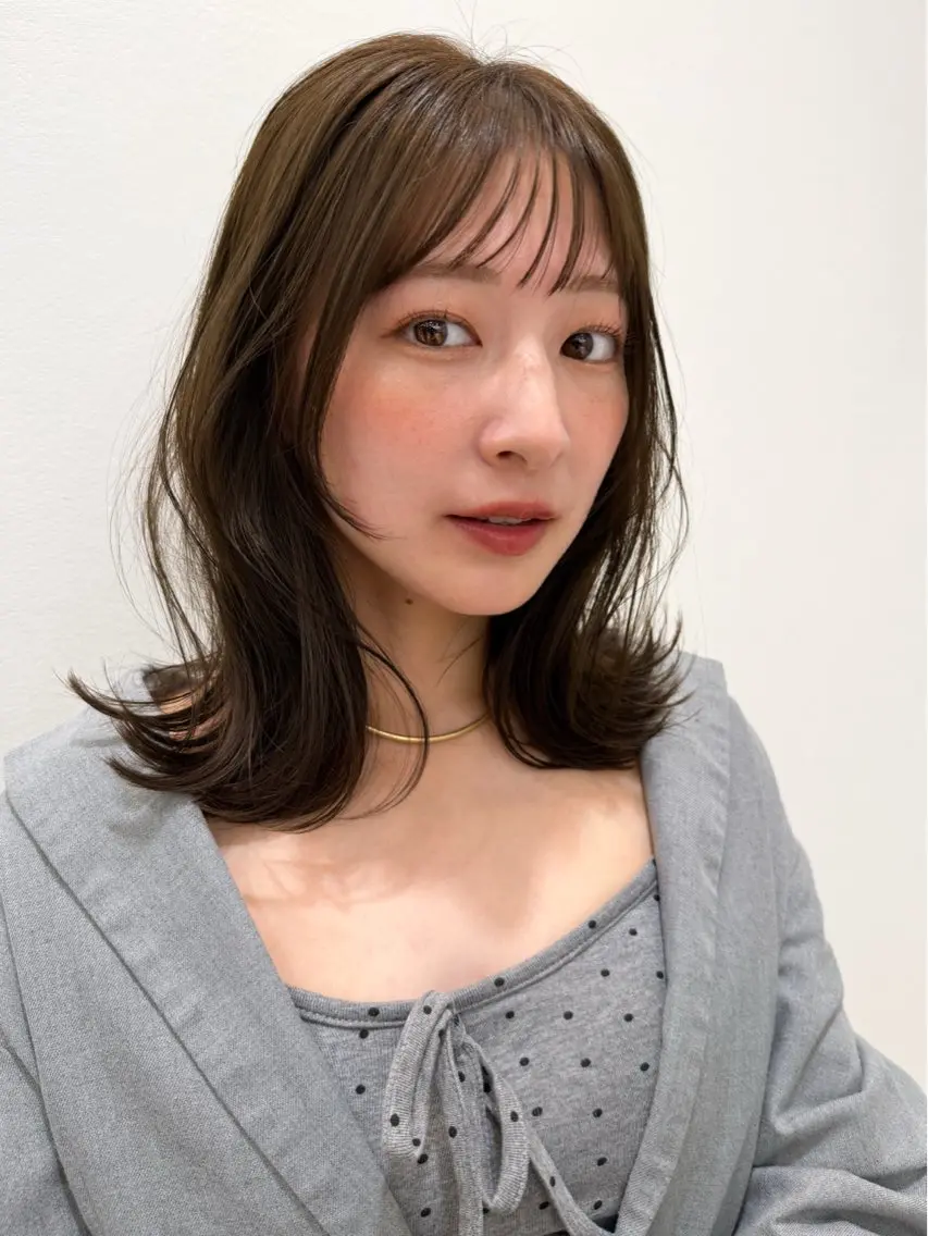 ミディアム カット ヘアカラー トリートメント 艶髪/レイヤー/ 垢抜け🩵/MARIのヘアスタイル