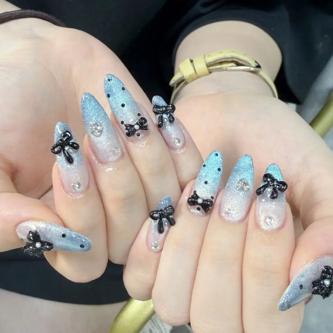 ネイル チークネイル フレンチネイル ジェルネイル ガーリー キラキラネイル ハンドネイル UM Nail Salonのネイルデザイン