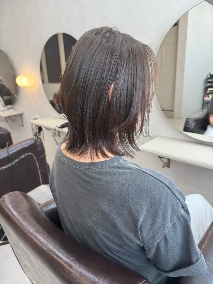 ミディアム カラー カット ヘアカラー AKI 🐉のヘアスタイル