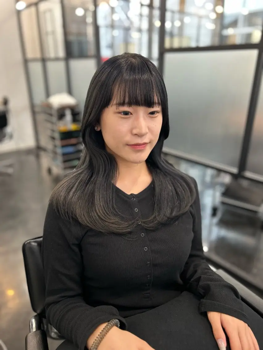 ロング 顔まわりレイヤー 顔周りカット 姫カット レイヤーカット ワンホンレイヤー 町田縮毛矯正/ 髪質改善/美髪特化のヘアスタイル