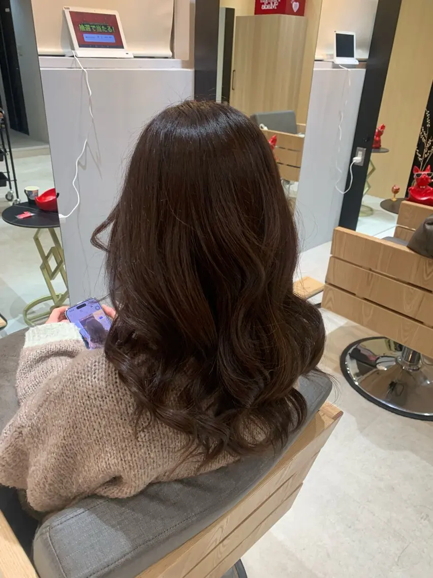 ロング 本多 永佳のヘアスタイル