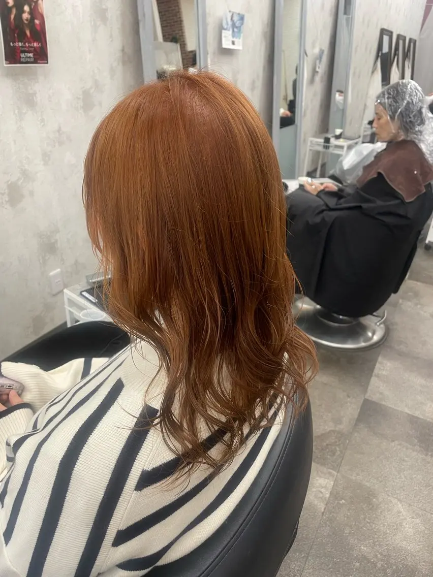 ロング カラー 藤田 麗安のヘアスタイル