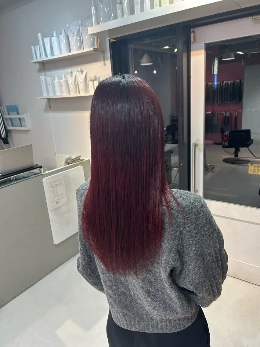 ロング カラー ボルドーカラー オレンジ ピンクカラー レッドカラー カット ヘアカラー トリートメント 弓矢 叶のヘアスタイル