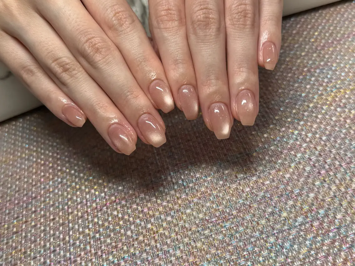 ネイル ハンドネイル I-nailロング /ワンホン/キラキラのネイルデザイン
