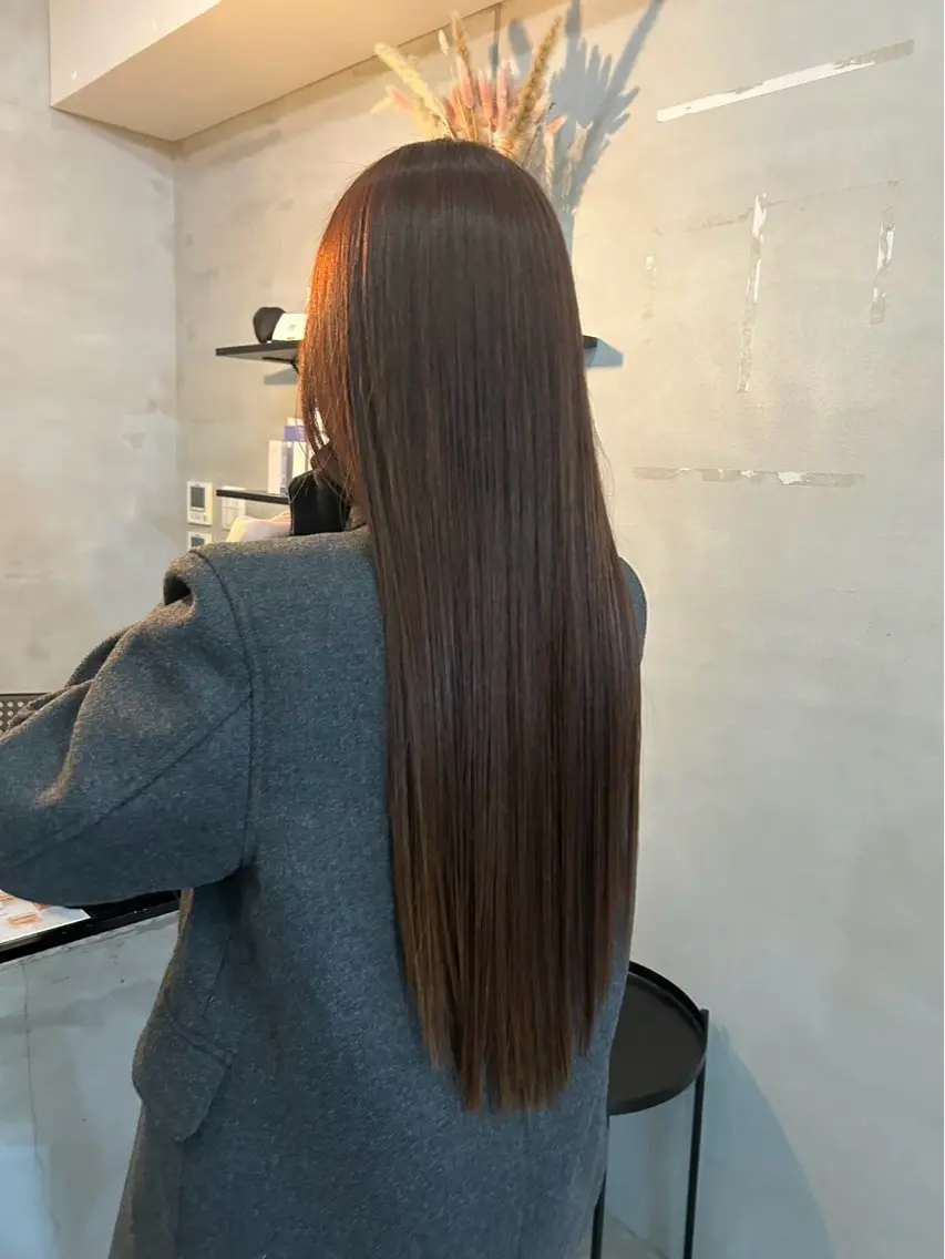 ロング 縮毛矯正 beleef manakaのヘアスタイル