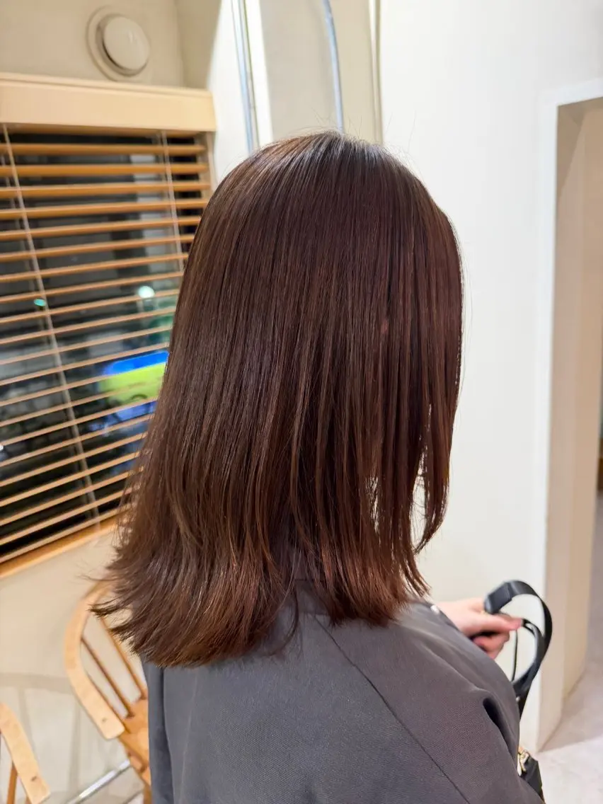 セミロング 白崎 珠莉のヘアスタイル