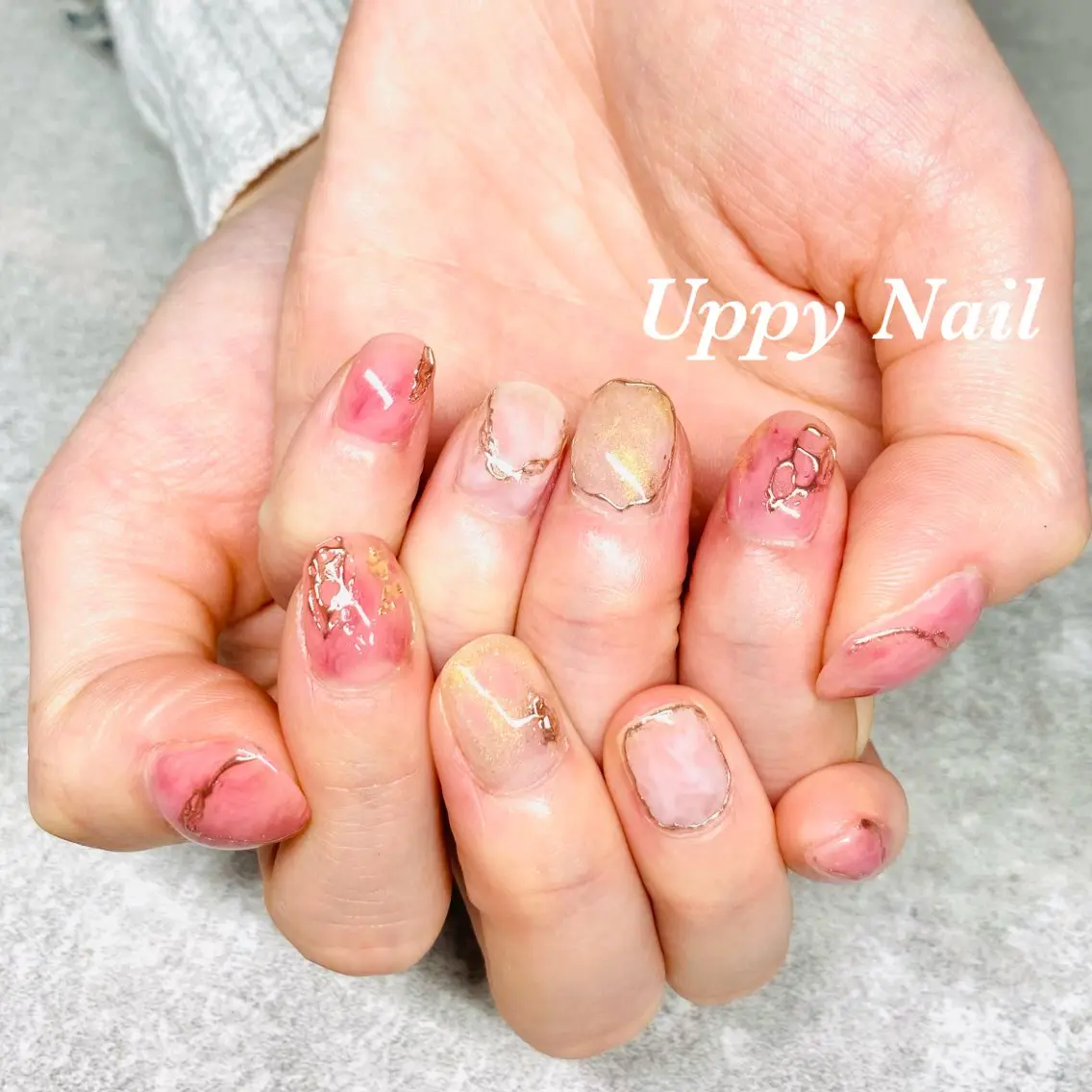 ネイル ニュアンスネイル ピンク ホワイト ハンドネイル Uppy Nail ukyoのネイルデザイン