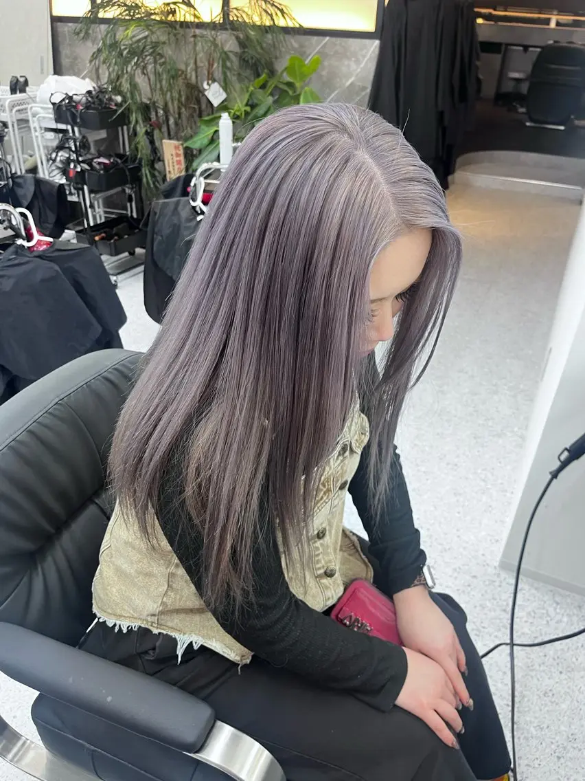 ロング カラー 長谷川 愛花のヘアスタイル