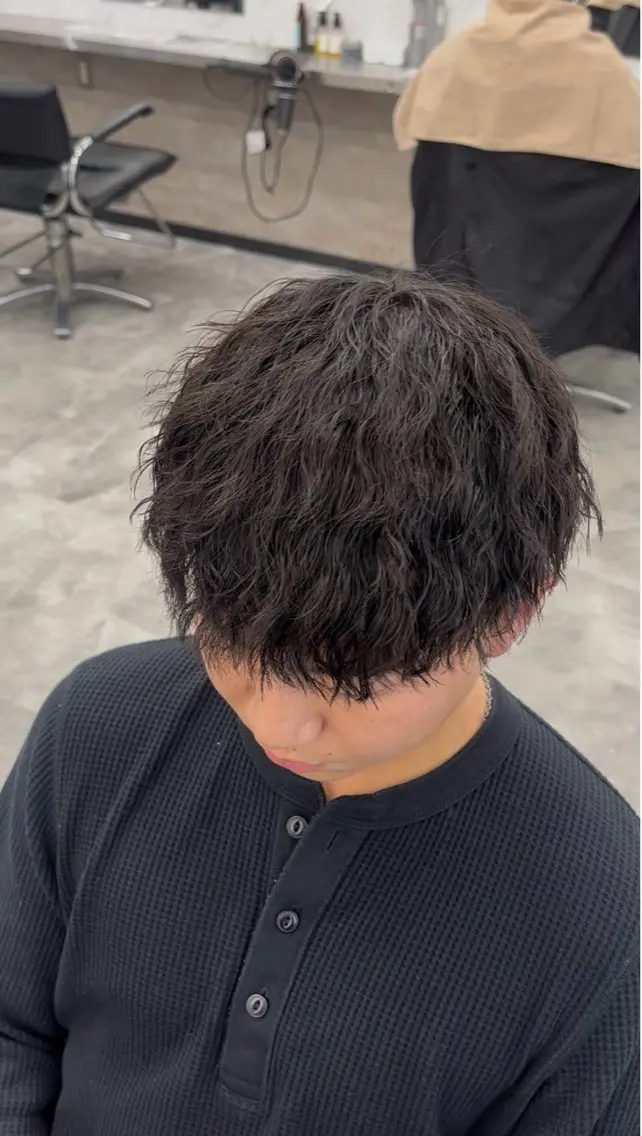 パーマ メンズ メンズパーマ ツイストスパイラルパーマ スパイラルパーマ Seira 札幌メンズサロンのヘアスタイル