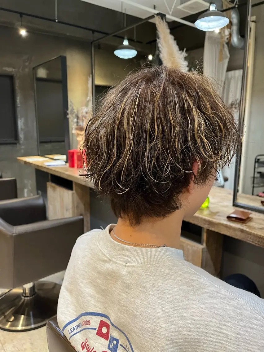 メンズ メンズハイライト メンズパーマ ヘアカラー 阿部 翔一郎/暖色系カラーのヘアスタイル