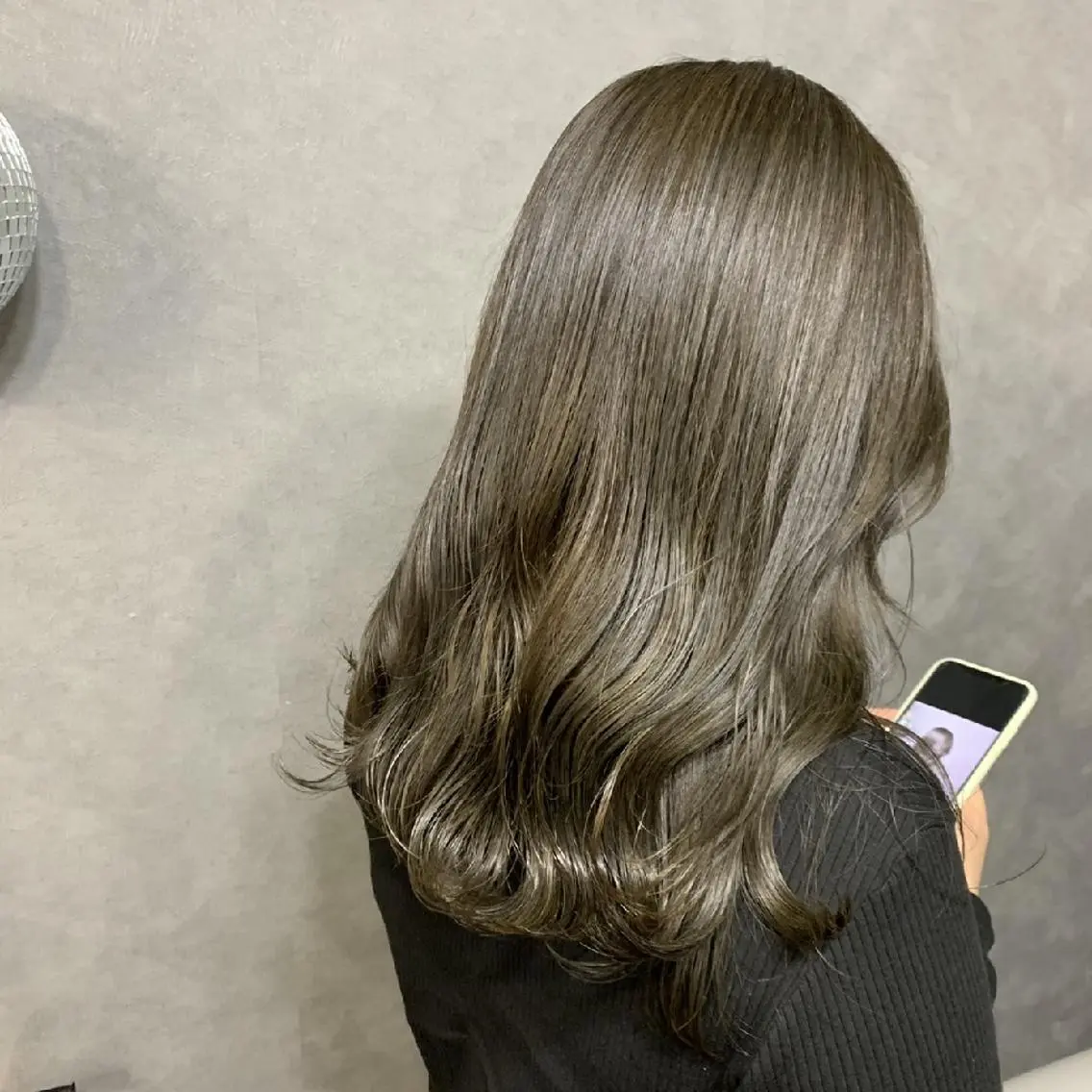 ミディアム カラー オリーブカラー chouette シュエットのヘアスタイル