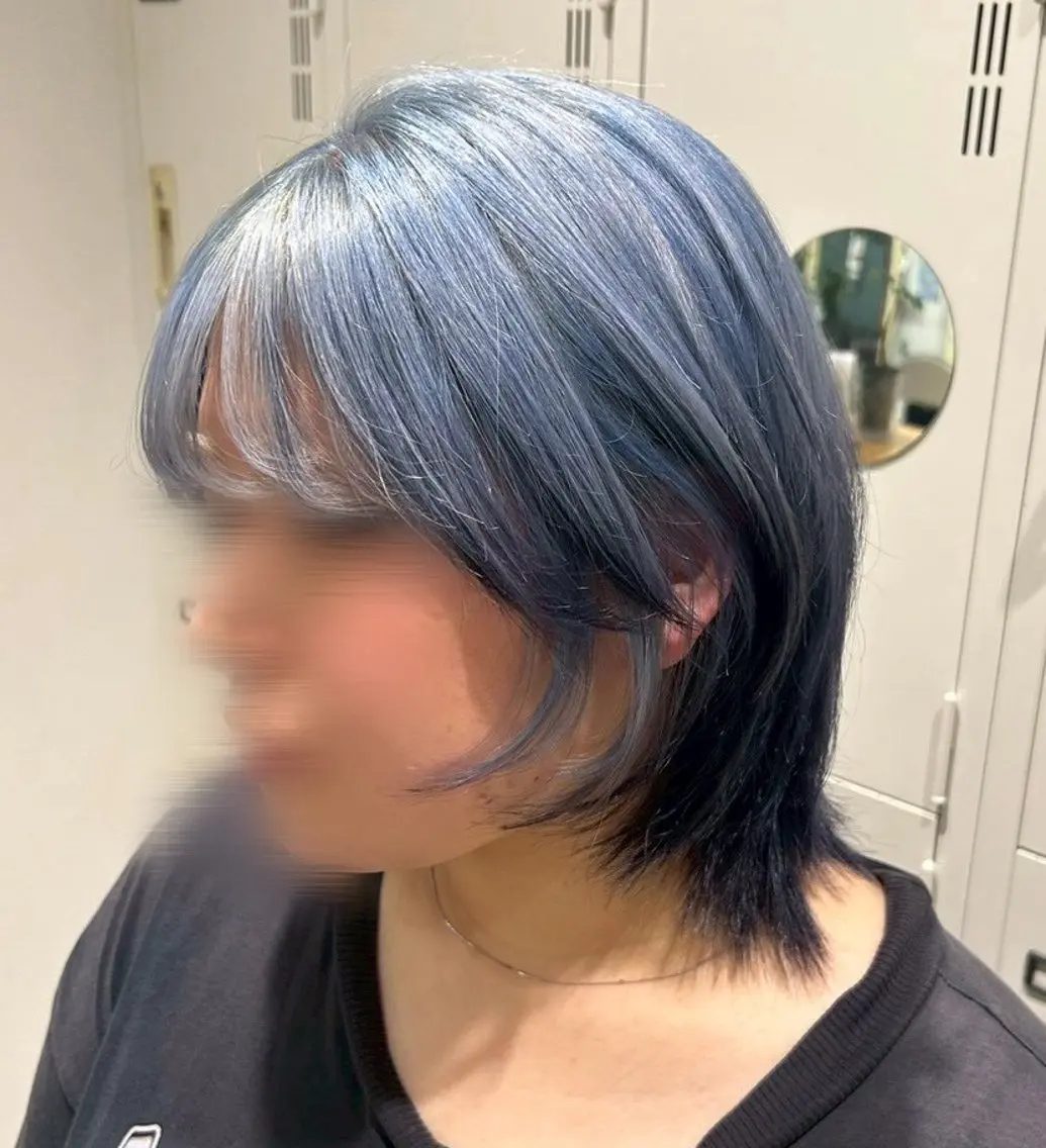ショート カラー ヘアカラー ブリーチカラー😊 ハイトーン・ベージュのヘアスタイル