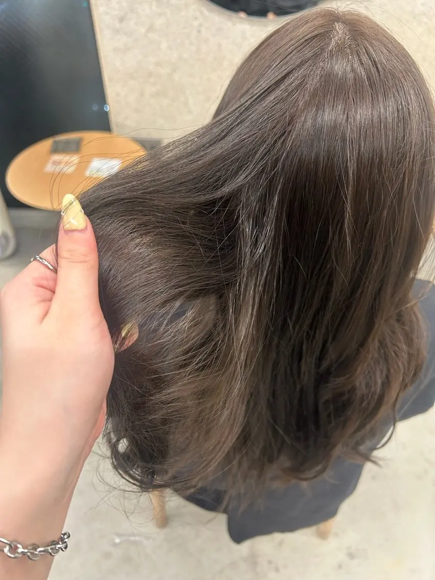 ロング カラー ヘアカラー トリートメント SiLO Yukinaのヘアスタイル