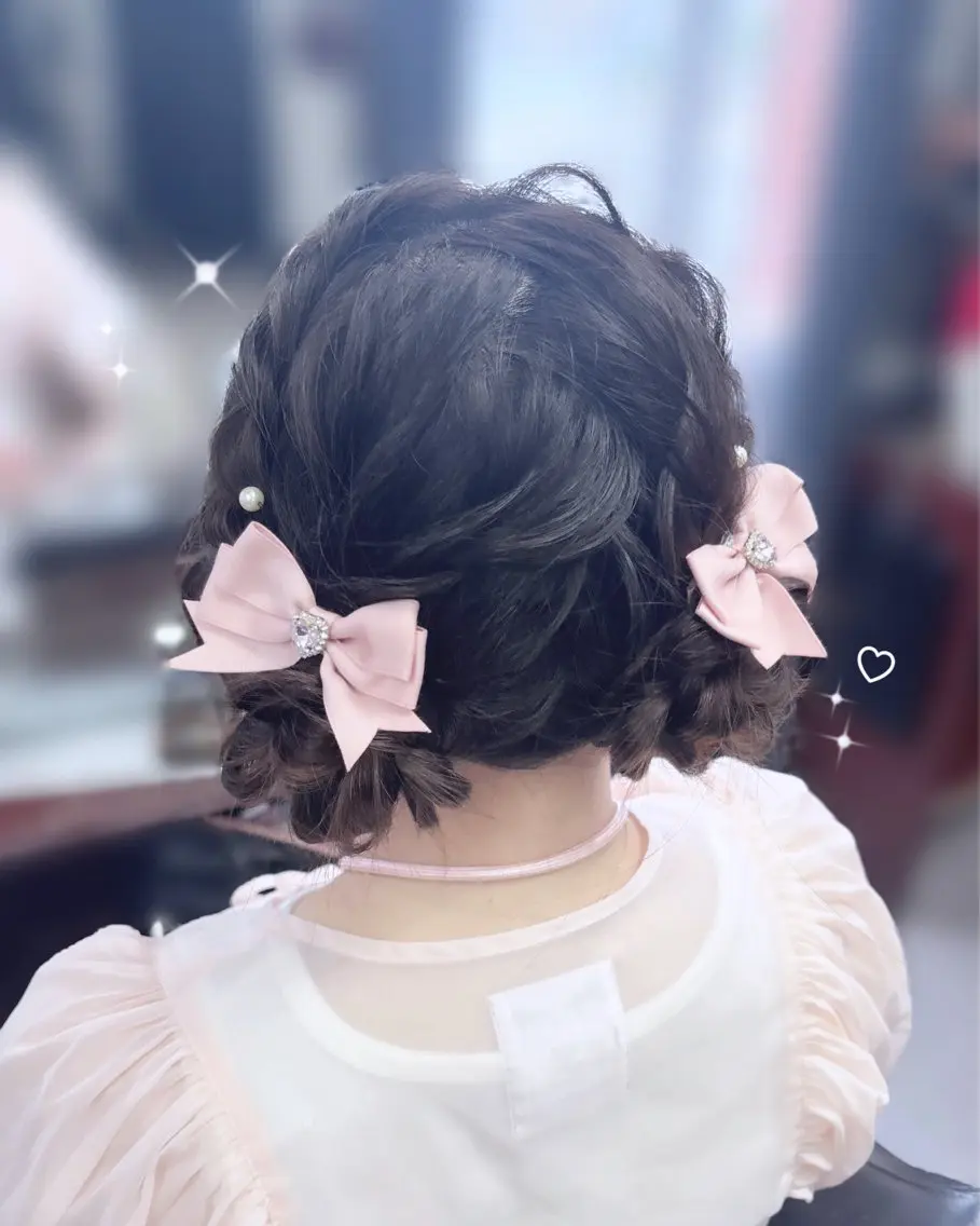 ロング お団子ヘア OZ梅田♡ ゆはなブリーチのヘアスタイル