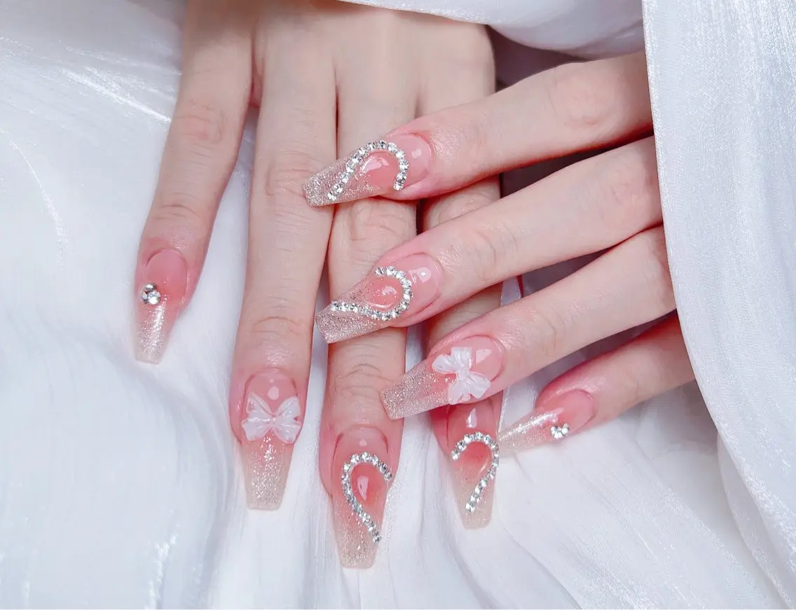 ネイル ハンドネイル 🎀M nails✨ ビューティーのネイルデザイン