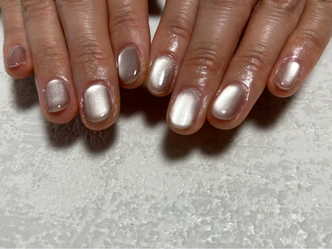 ネイル ジェルネイル キラキラネイル マグネットネイル メンズネイル パラジェル kiki nail たまプラーザのネイルデザイン