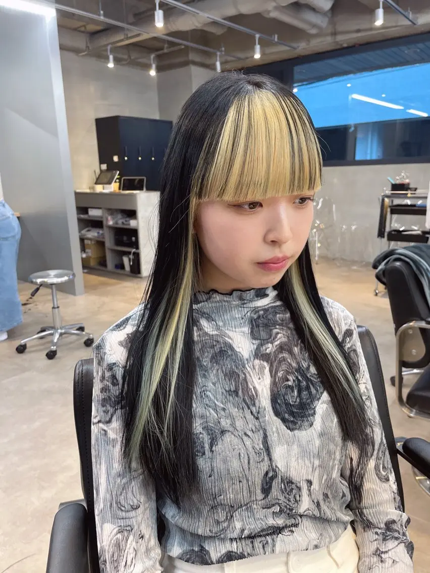 ロング カラー ブロンド ヘアカラー いとう まいこのヘアスタイル