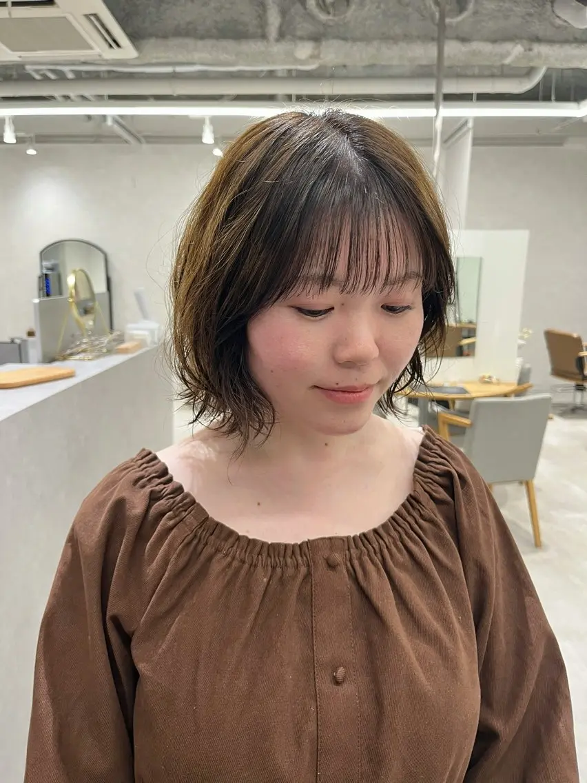 ミディアム パーマ 梅田♡顔周りレイヤー /透明感カラー/未来のヘアスタイル