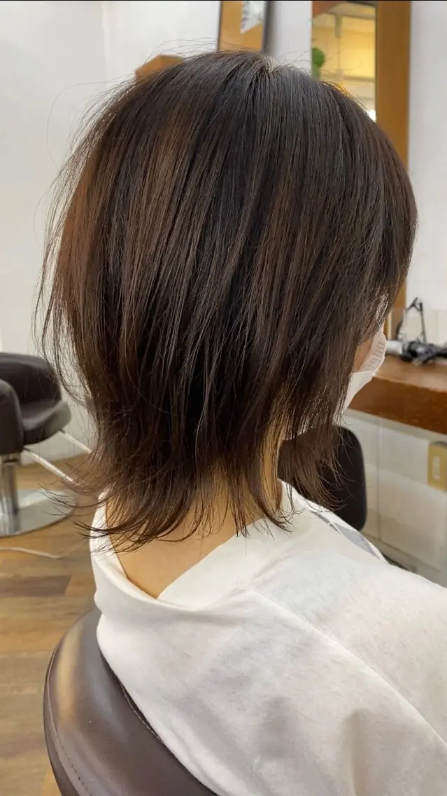 ミディアム カラー くびれヘア 児玉 一也のヘアスタイル