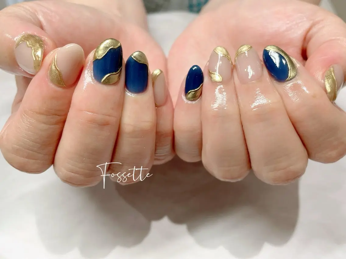 ネイル クリアネイル ミラーネイル ネイビー 夏ネイル ハンドネイル nailsalon Fossetteのネイルデザイン