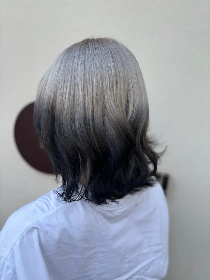 ミディアム 及川 咲和のヘアスタイル