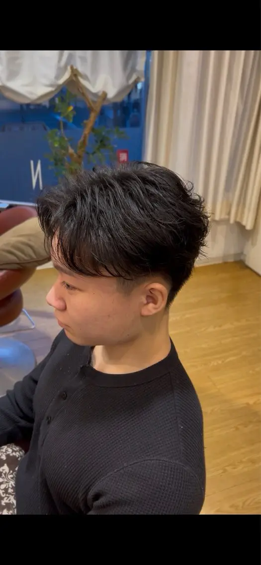 パーマ メンズ フェザーパーマ メンズパーマ カット パーマ Lenahc かめのヘアスタイル