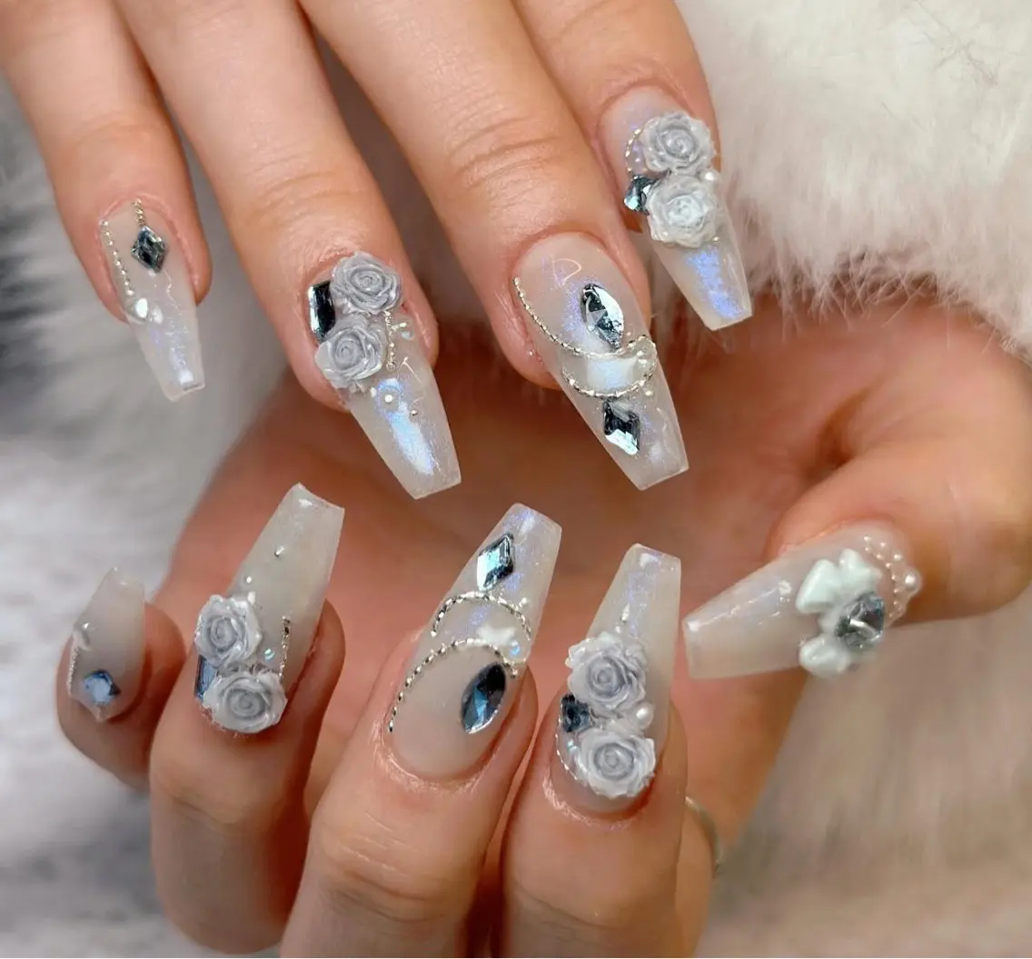 ネイル フレンチネイル ジェルネイル ハロウィン キラキラネイル 韓国ネイル H.baby Nail Salonのネイルデザイン