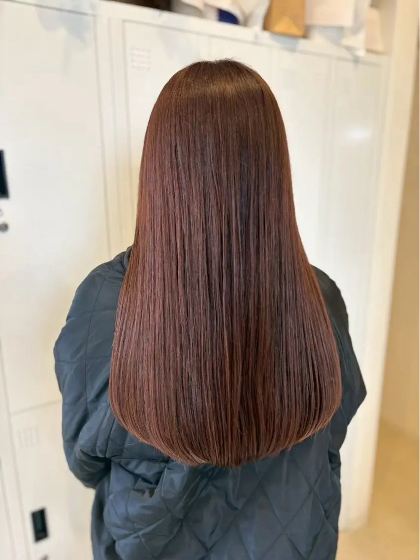 ロング カラー 安永識央里/大曽根/ カラーモデルのヘアスタイル
