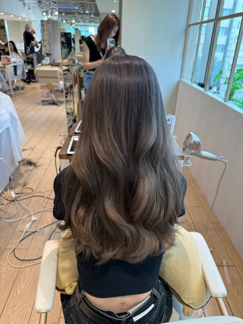 ロング カラー ブリーチ グレージュ カット ヘアカラー トリートメント のん/表参道美容師 /のんめいく💘のヘアスタイル