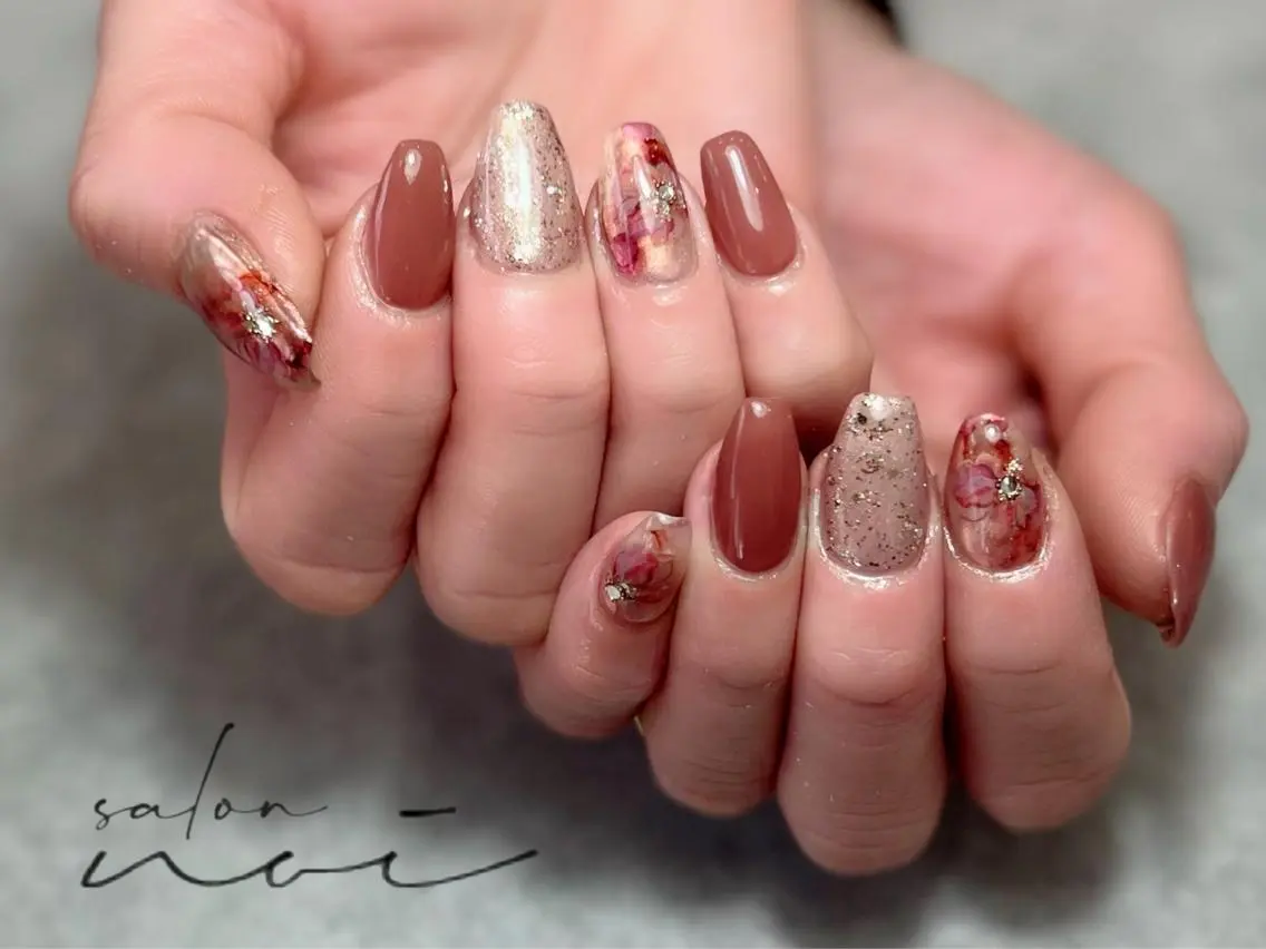 ネイル フラワーネイル ニュアンスネイル ハンドネイル salon noiのネイルデザイン