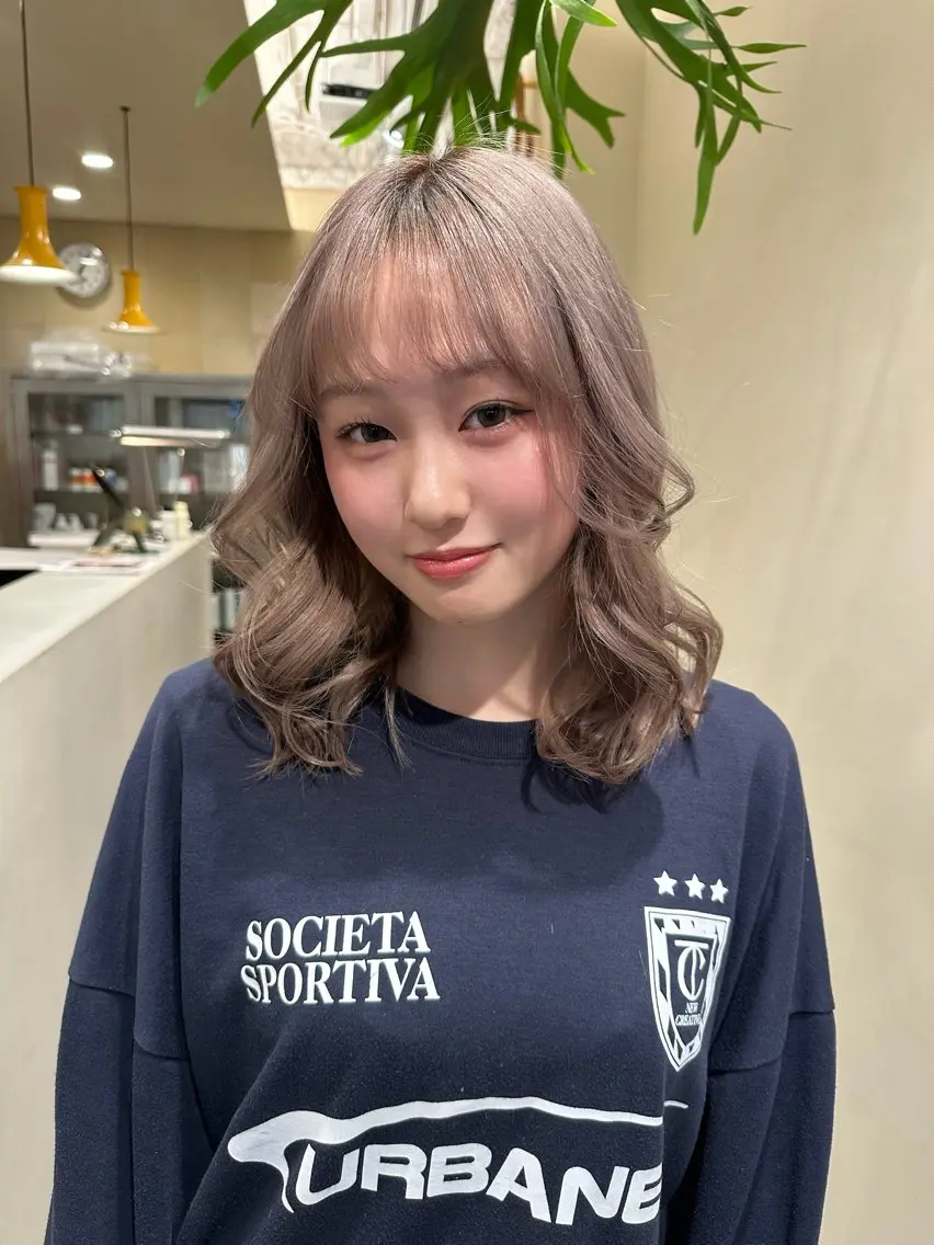 ☘️ミニモ限定特別価格☘️艶髪ダメージレスカラー+1ステップトリートメントの写真