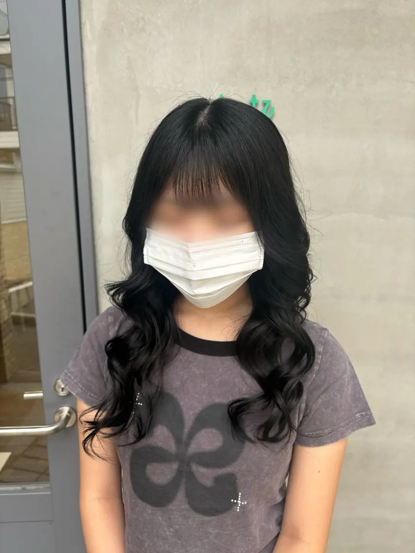 ロング Lutz/ minacoのヘアスタイル