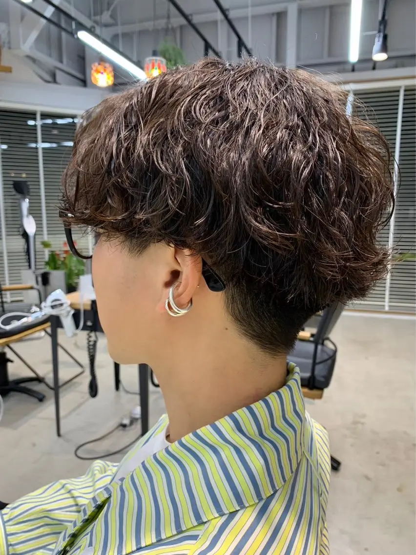 パーマ メンズ 若原 絃汰のヘアスタイル