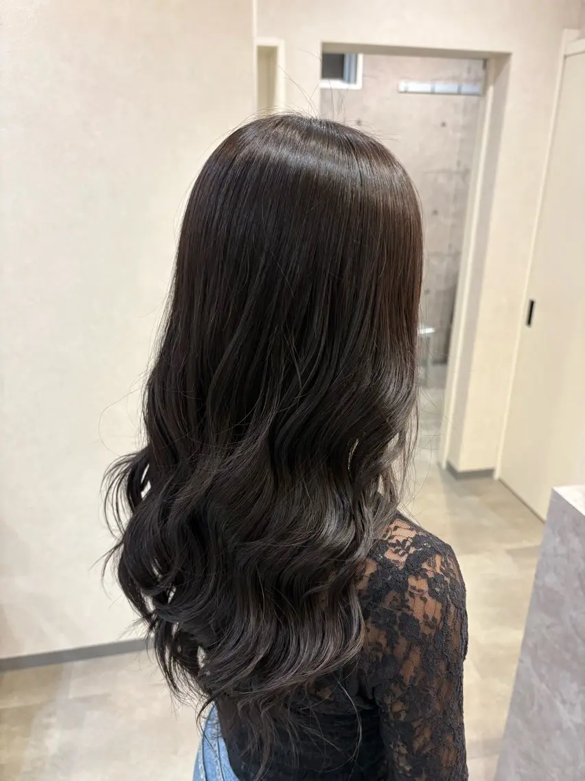 ロング カラー アッシュ アッシュブラウン ブラウンカラー 清水 柑奈のヘアスタイル