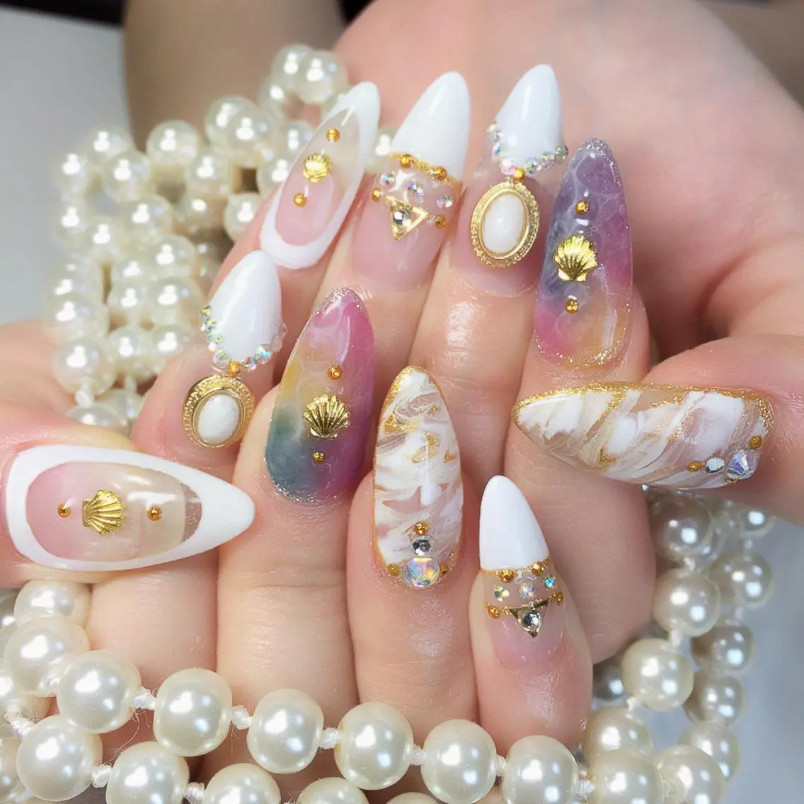 ネイル EMU NAILのネイルデザイン