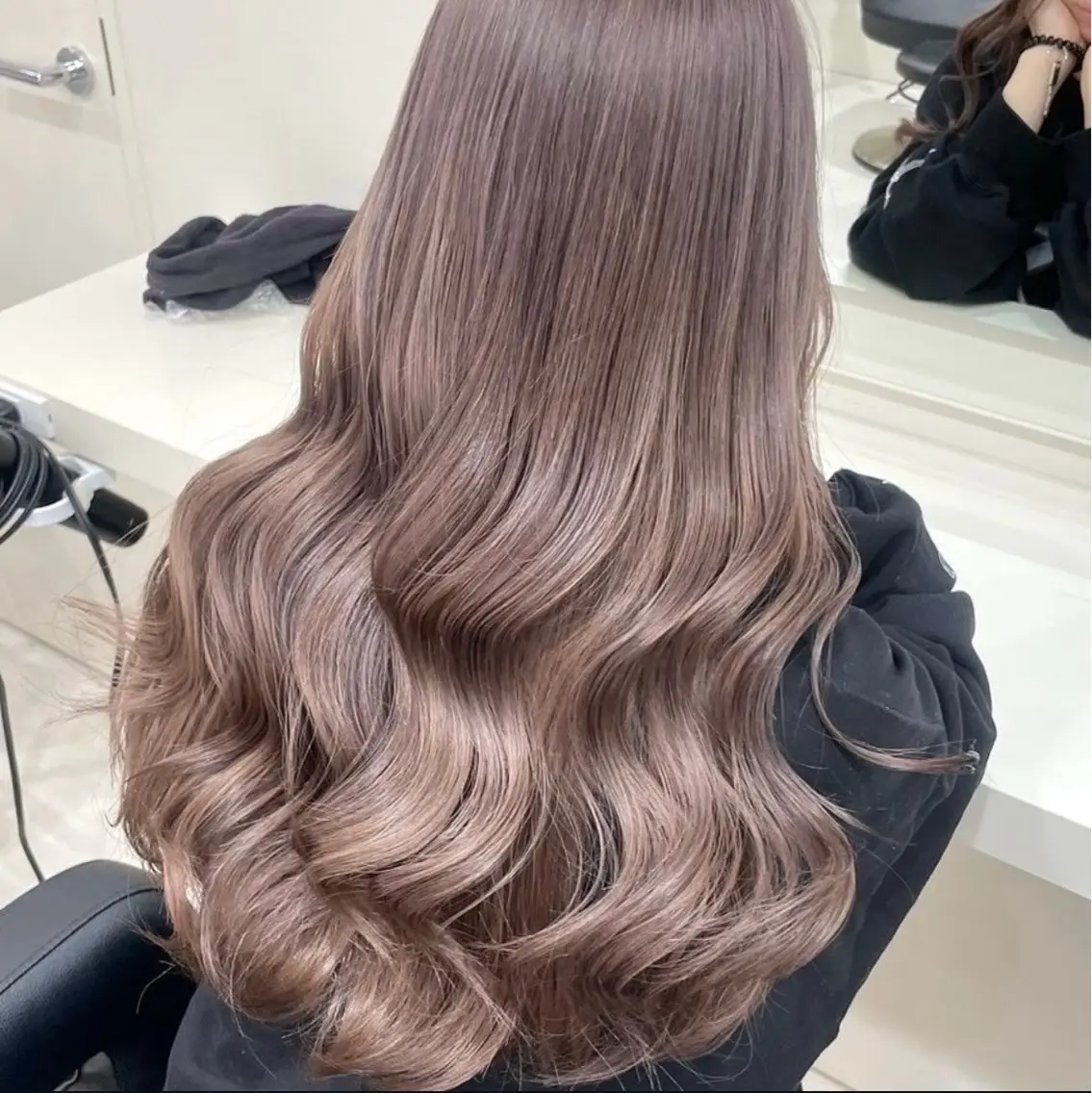 🖤特別価格🖤No.3人気🖤カット➕ブリーチなしWカラー➕プレミアムトリートメント➕ヘッドスパ➕ヘアセット🪞🖤の写真