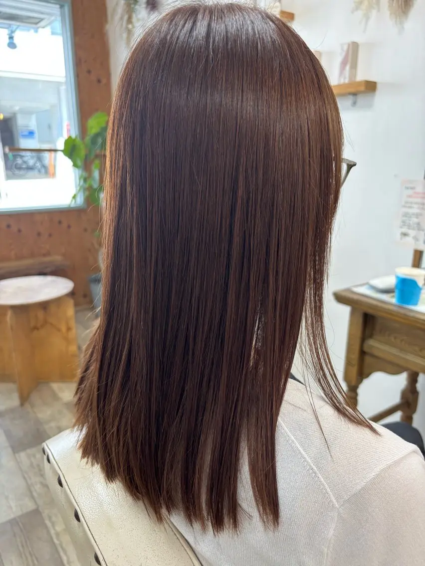 カラー Azur 古田 彩乃のヘアスタイル