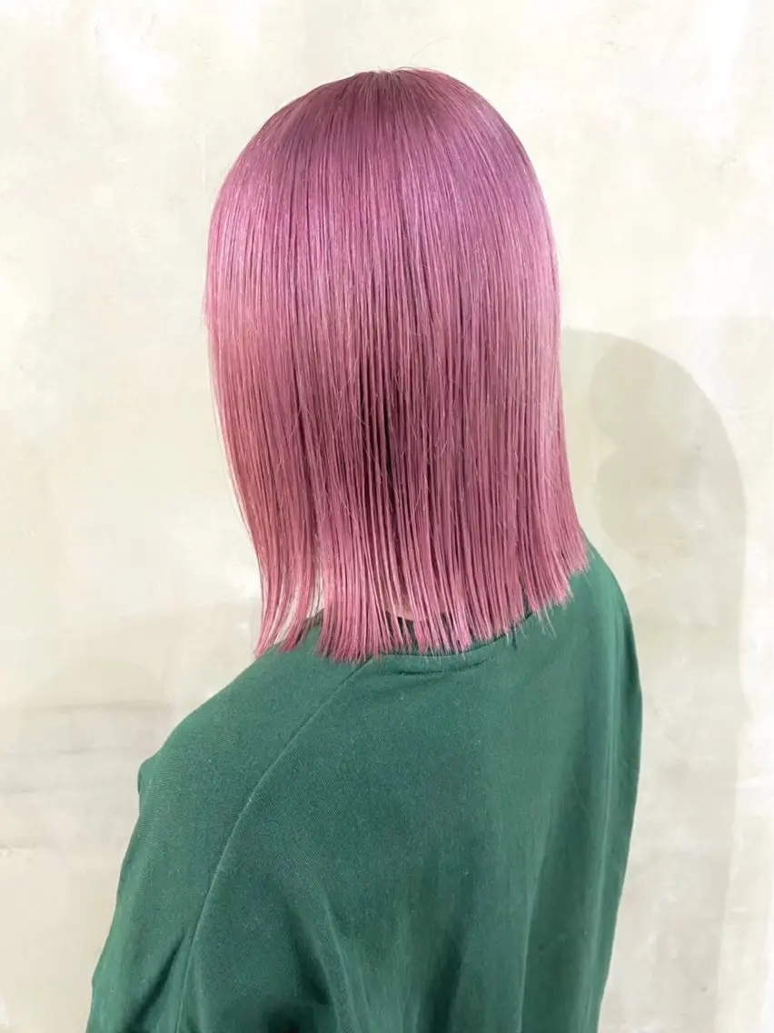 ショート カラー 艶ハイトーン🌈 ユウトのヘアスタイル